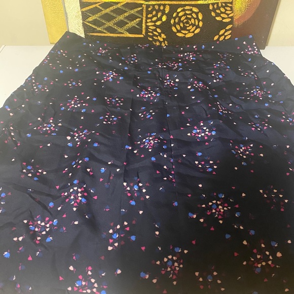 Floral platted skirt - Picture 4 of 9